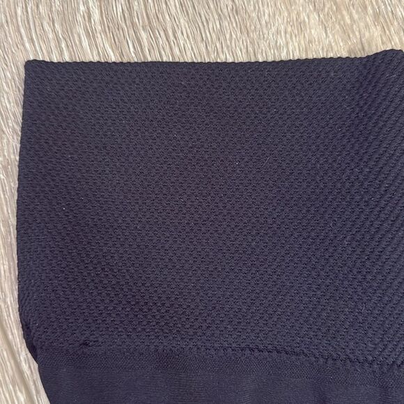 New With Tags UNCOVER Black Everyday Smoothing Legging Size: Medium - Picture 6 of 6